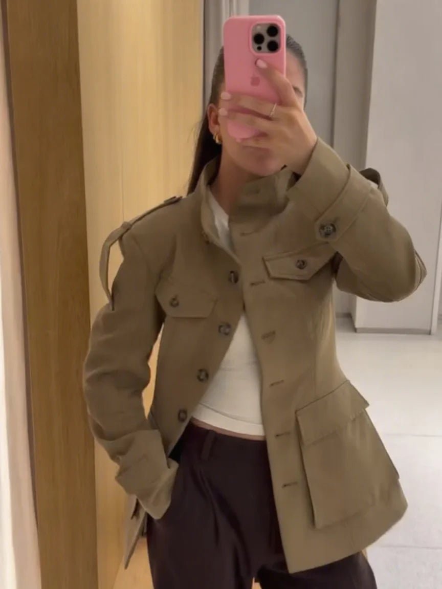 Slim Fit Trench Coat for Women - Vintage-Inspired Jacket with Pockets 1