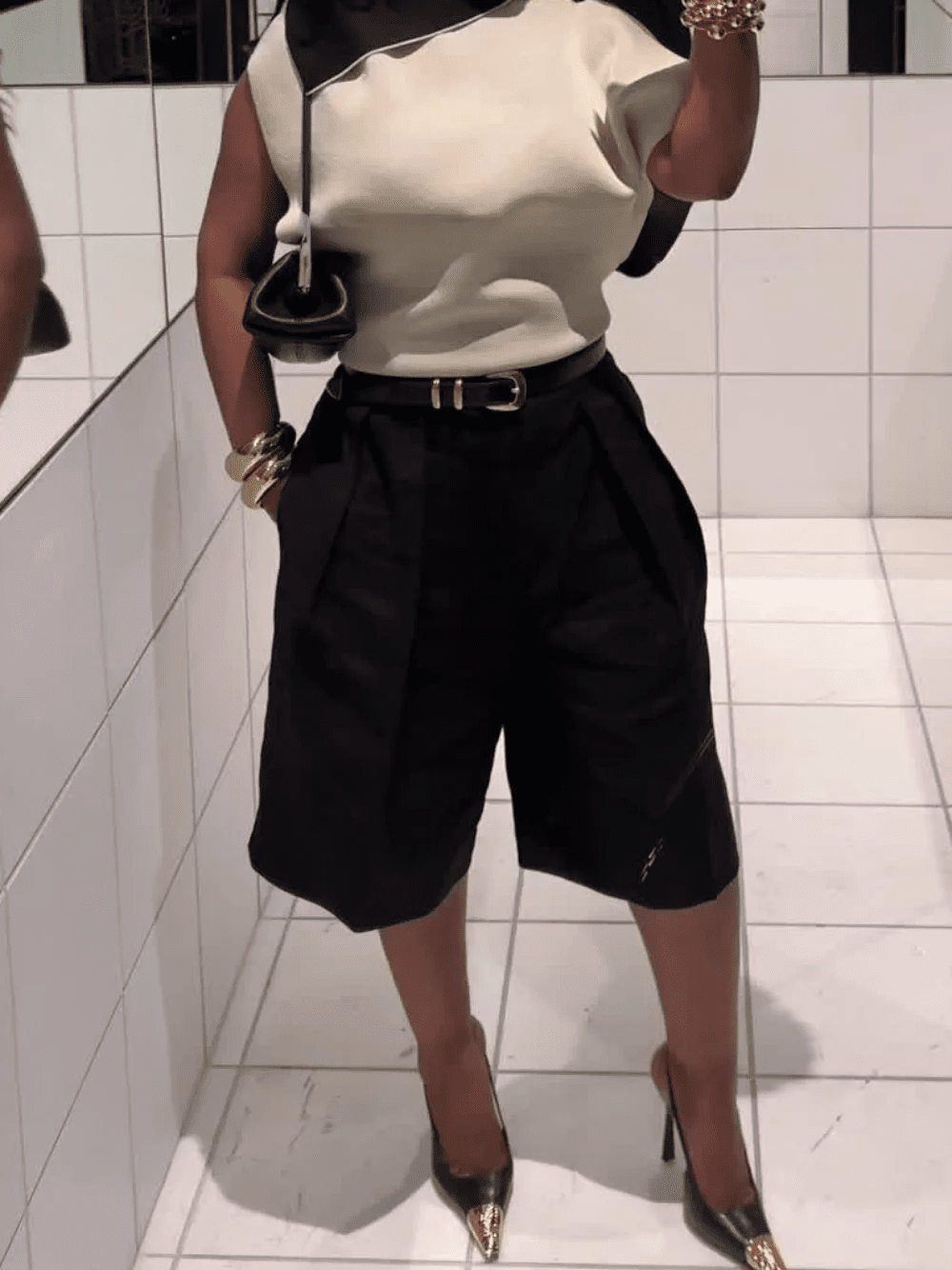 SOERA Florentine High Waist Bermuda Shorts with Belt - Shorts - Brown XS