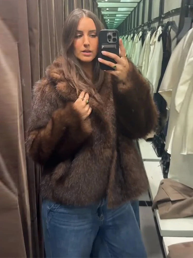 Reversible Faux Fur Winter Coat for Women - Chic High Street Jacket 1