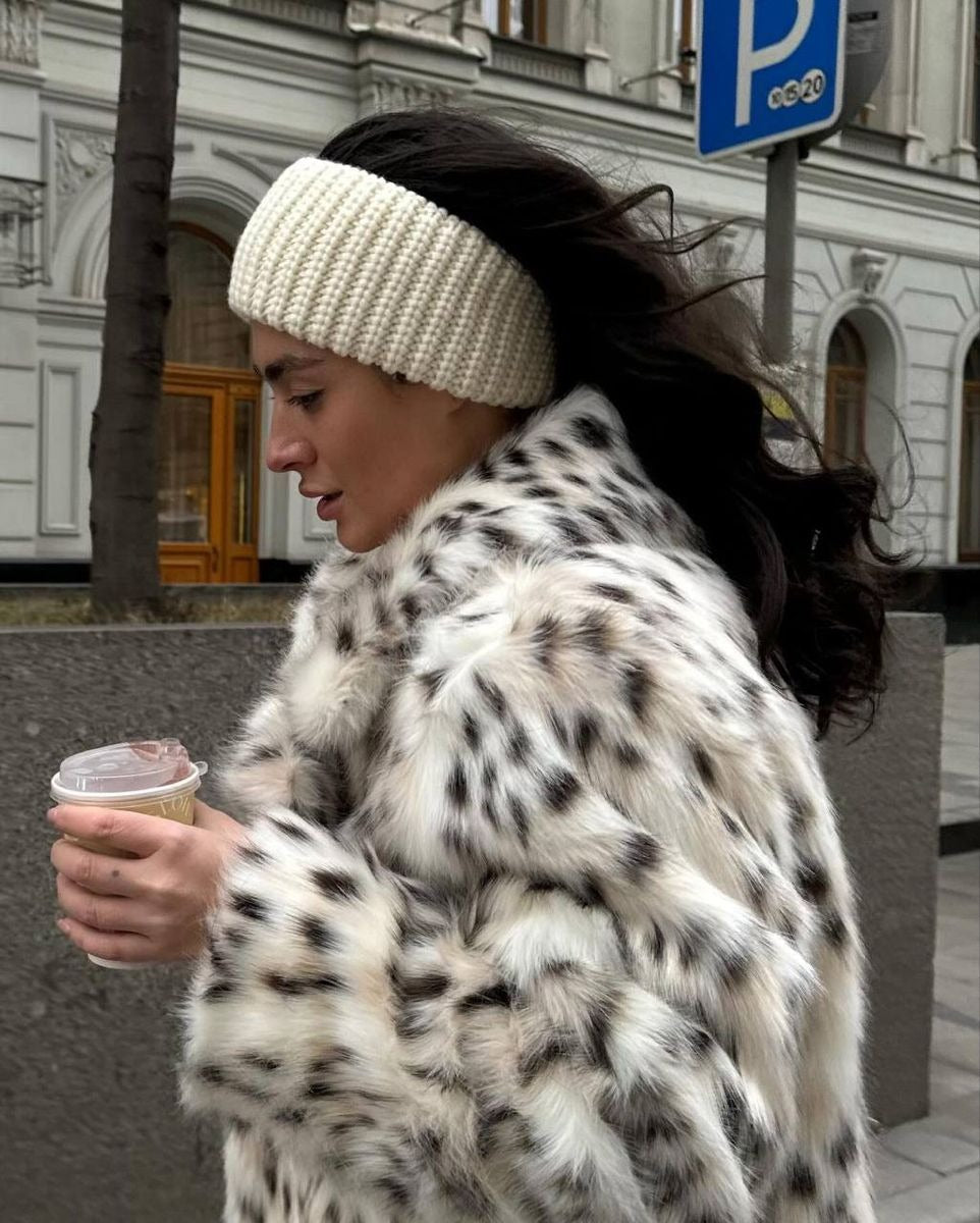 Snow Leopard Faux Fur Coat Women - Luxurious, Stylish & Warm Jacket 5