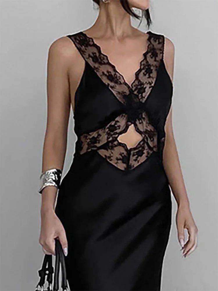 SOERA Bianca Deep V - Neck Lace Maxi Dress - Dress -  S
