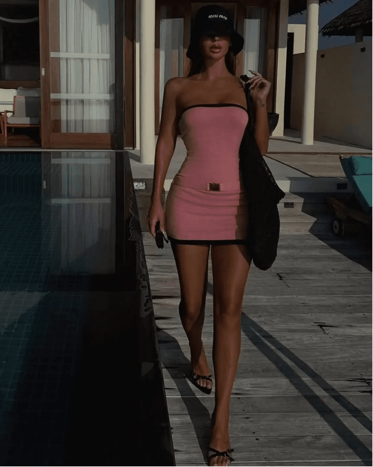 SOERA Bianca Strapless Buckle Detail Knit Mini Dress - Dress -  Pink XS